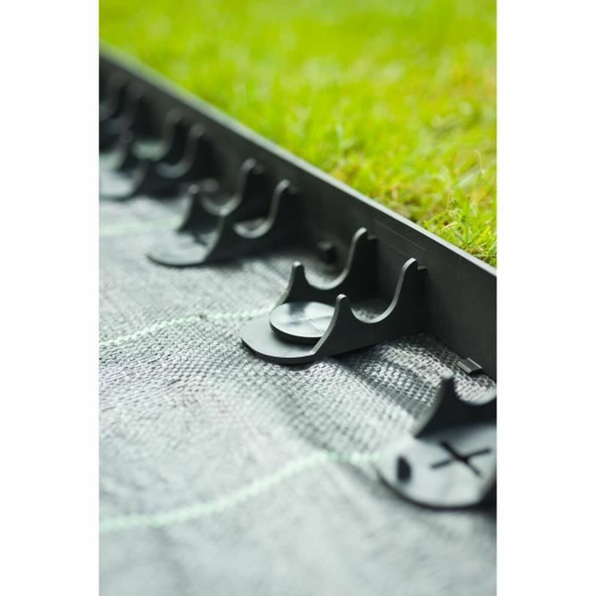 V4H2F0A03358443A50D6269908F6873281CR7430780P6