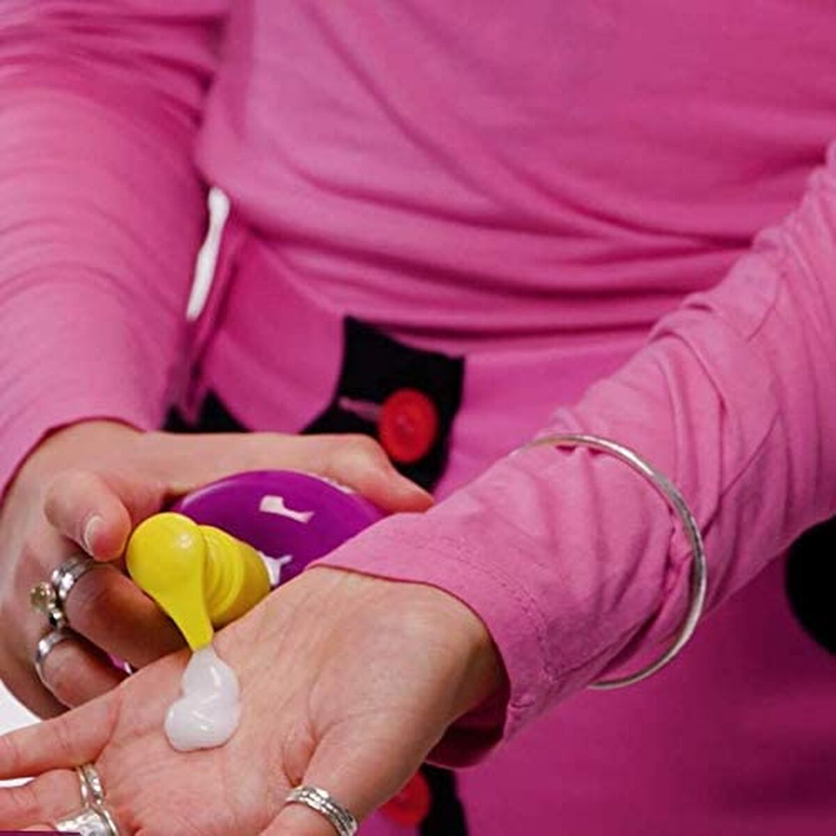 V2HAB7EAC3B0648E721D99432A9E9D0C489R7784547P9