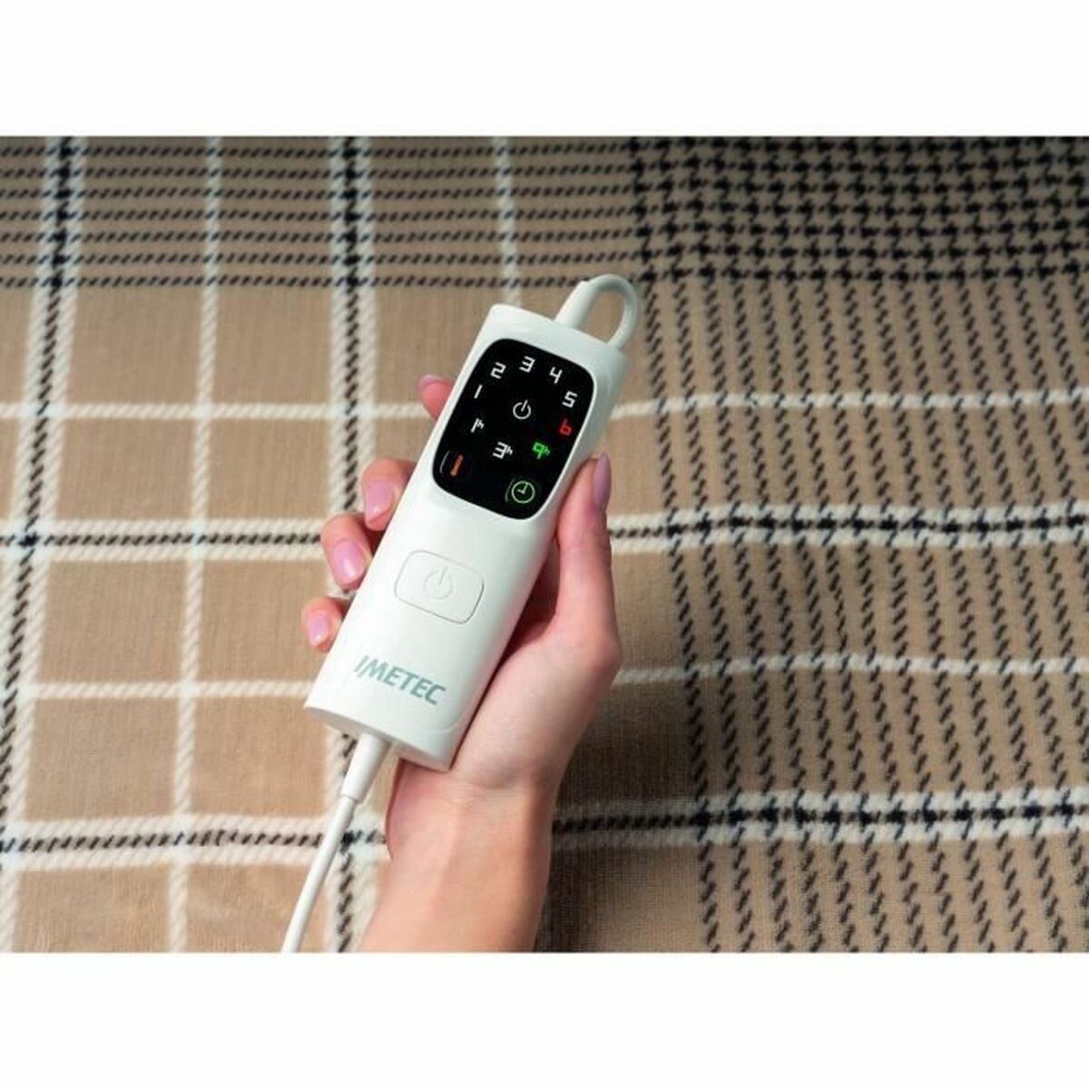 V8HDC7922BF819133A37CD2FF1DDFAB7E27R7406754P3