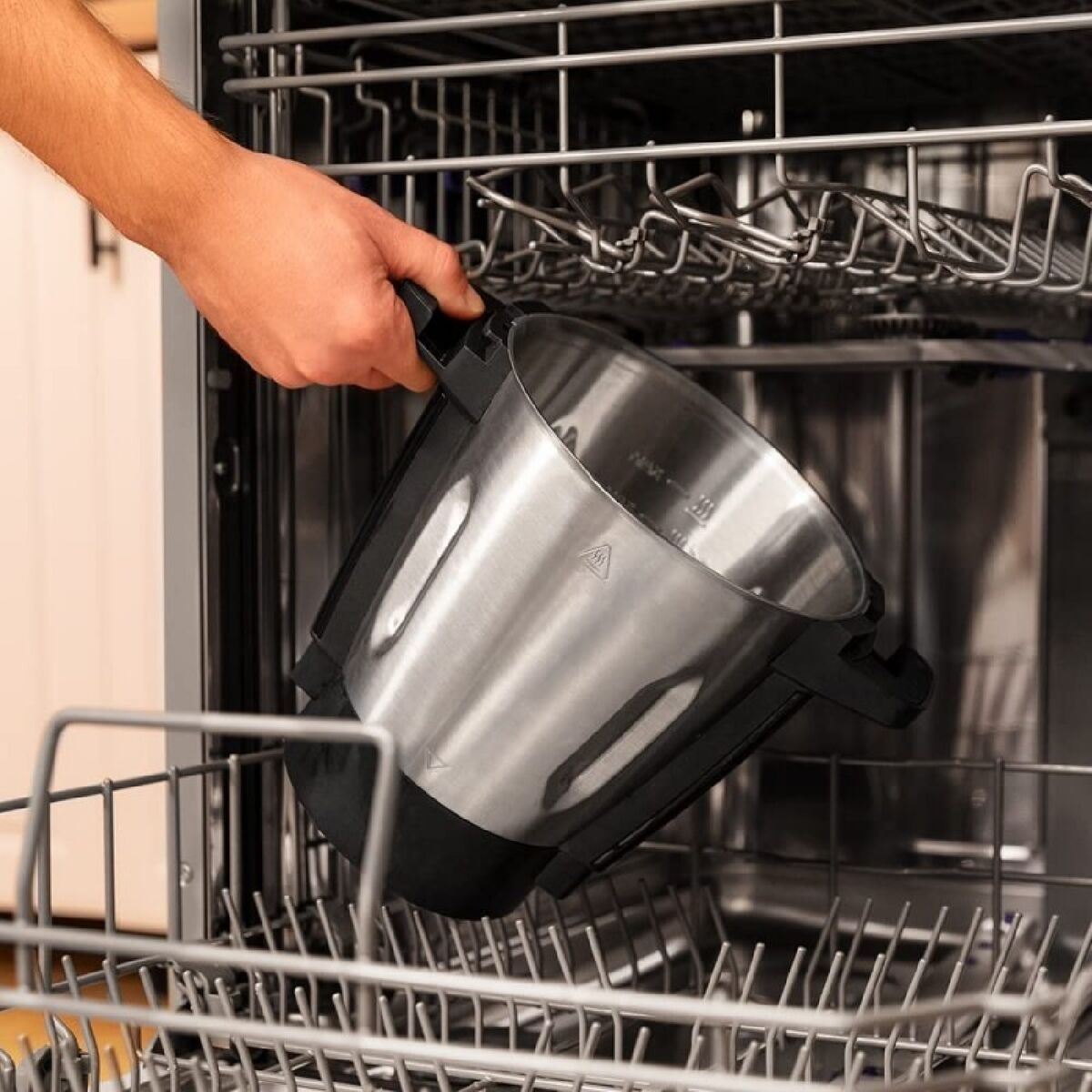 V2HD025E0A62CAA638D3E795E0444B9C1B1R7816781P4