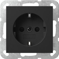 Gira 4755005 Schuko-toma Power Up Without Bef.-krallen + Safetyplus SYS.55 Sw Matte — image 1