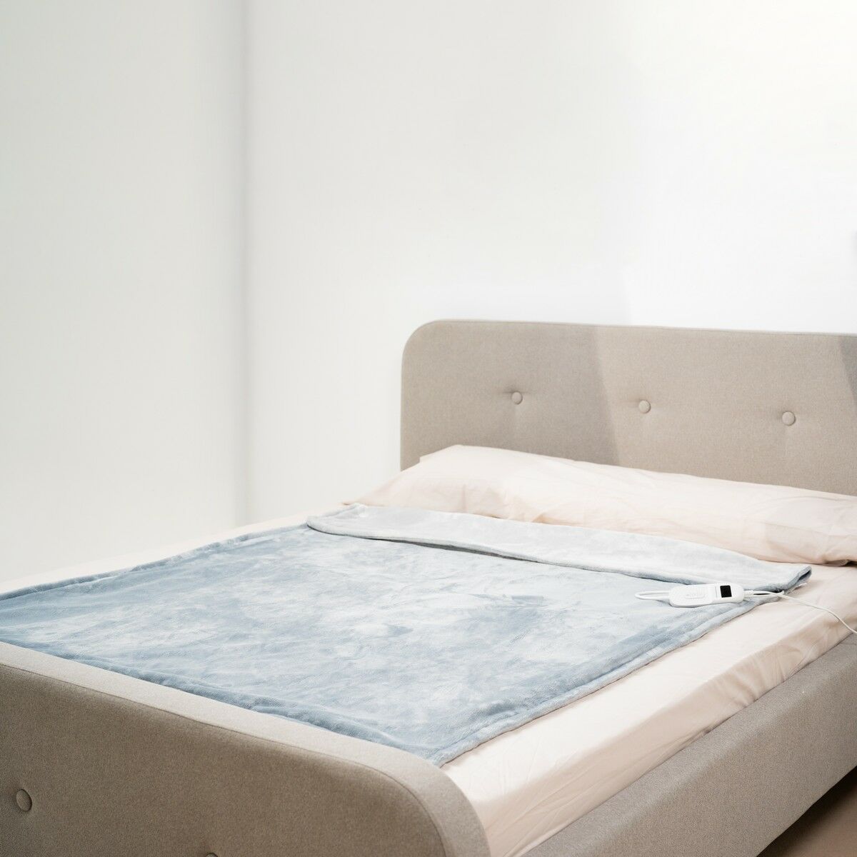 V8H63FEFB662A6C5002E90AD1C8730B4D8CR5235106P7